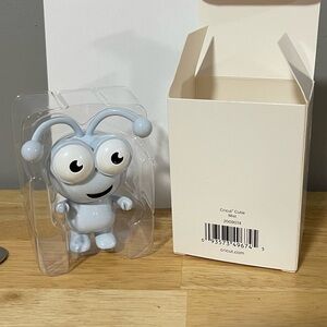 NIB Cricut Cutie Figure - Mist